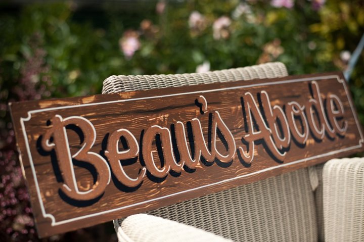 Beau's Abode signage.jpg